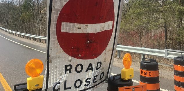 Part of Dundas Street closed in Whitby because of watermain break